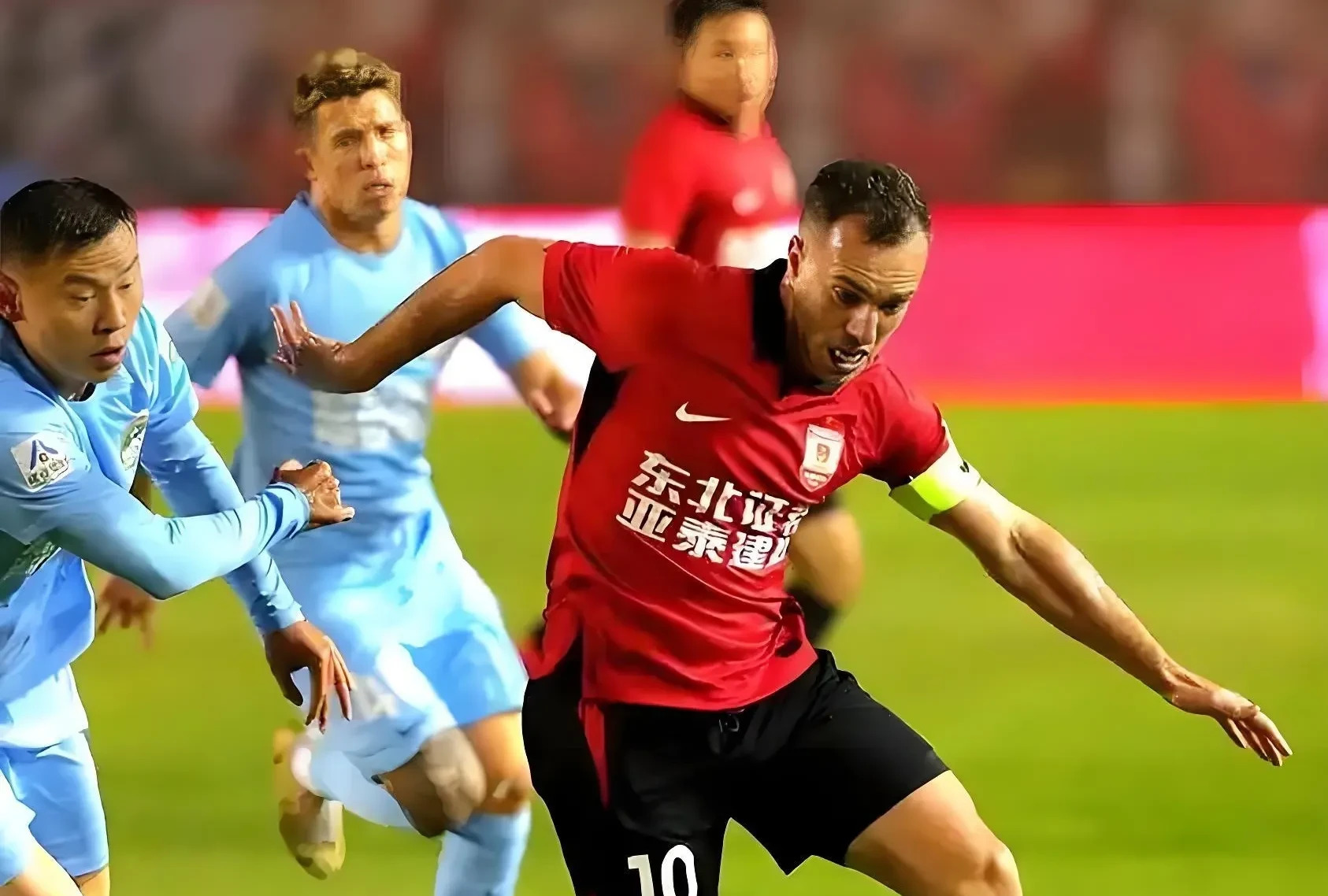 包含北京国安精彩逆转！张稀哲上演绝杀，:击败河北精英的词条