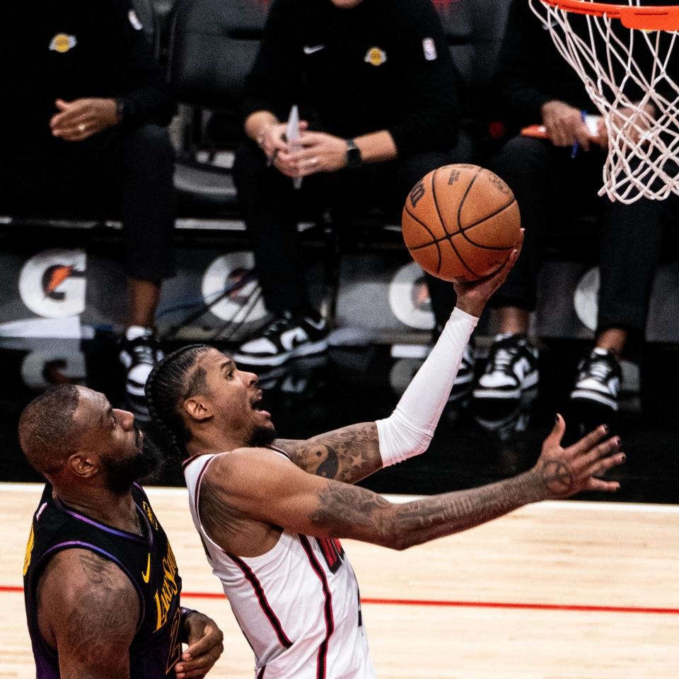 NBA激情交易夜：湖人收获意外，勇士内线危机，火箭如鱼得水！的简单介绍